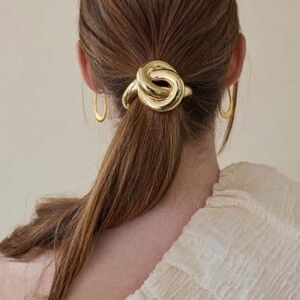 Gold Knot Metal Hair Tie